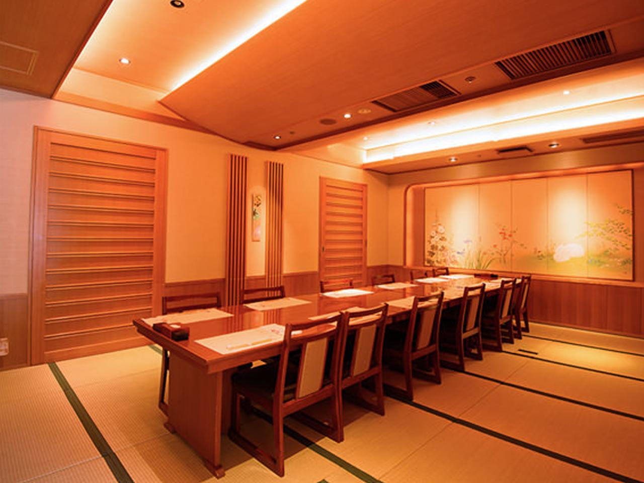 梅の花 横浜スカイビル店