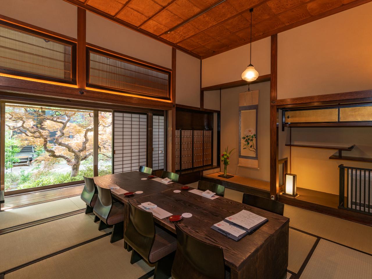 ヒカリヤヒガシ