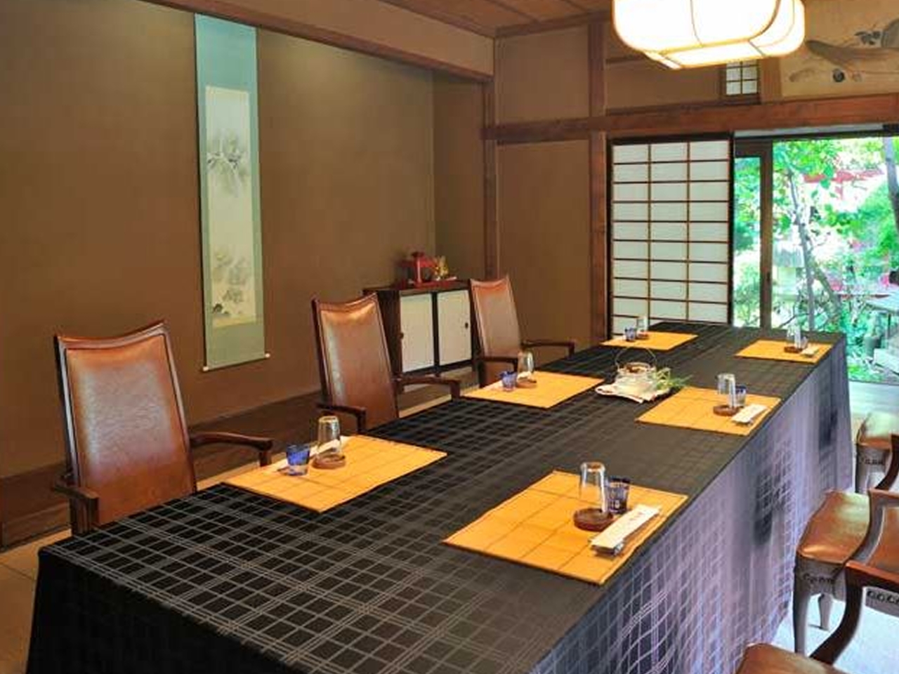 割烹 松本館