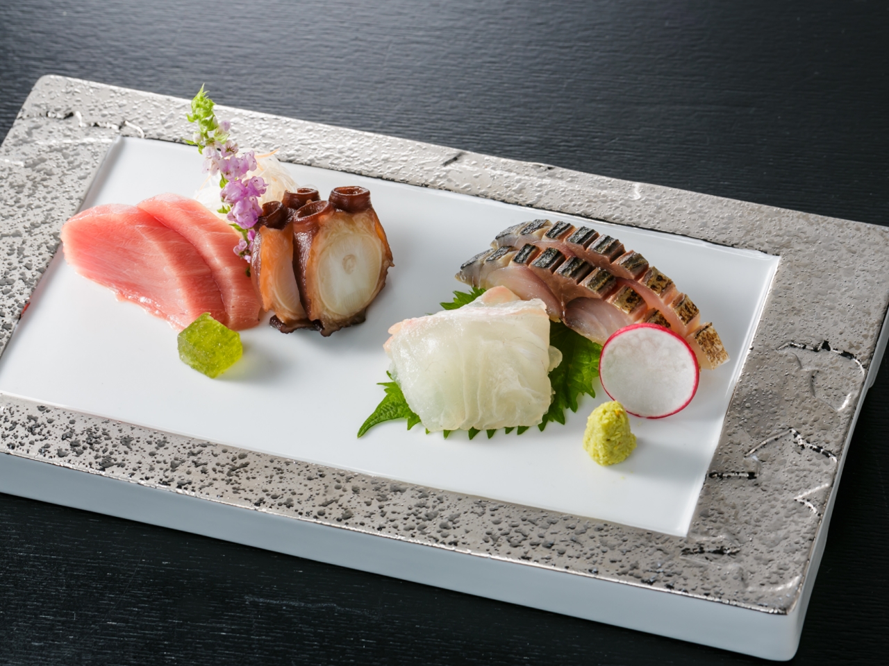 DINING ROOM ON THE HARIMA