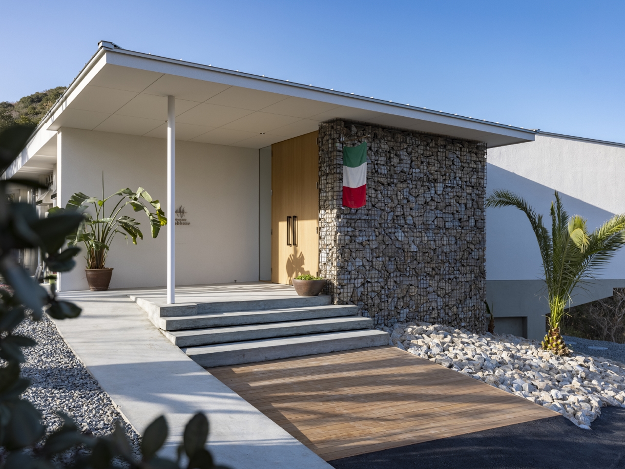 リストランテフィッシュボーン